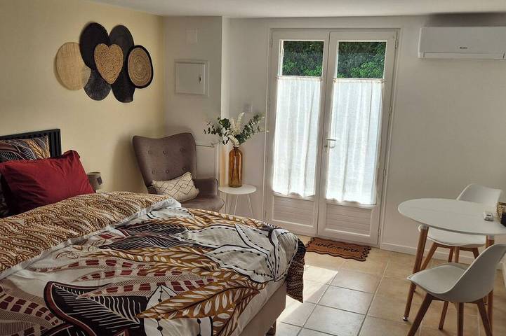 Chambre d’hôte pour 2 personnes, avec jacuzzi et jardin à Bédarrides - 3