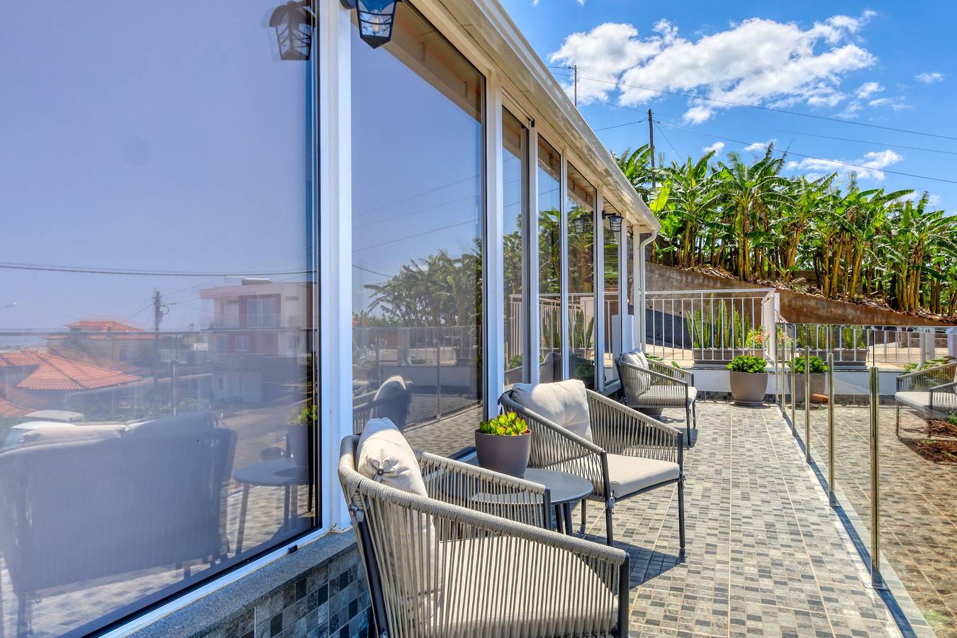 Atlantic View, a Home in Madeira in Canhas (Madeira), Madeira
