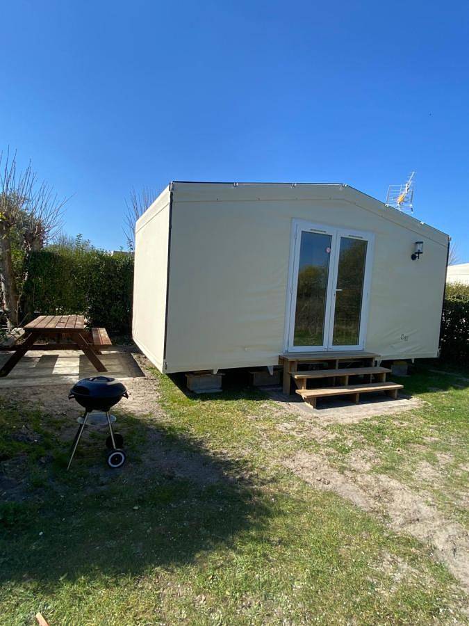 Camping des crocs in Saint-Quentin-en-Tourmont, Région d'Abbeville