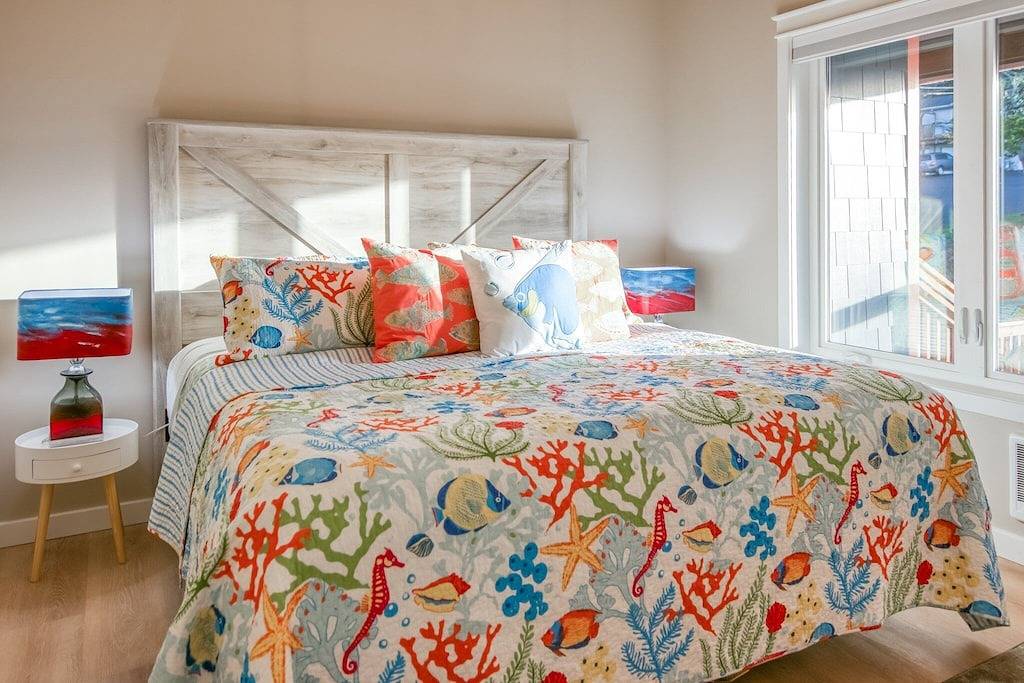 Ganze Wohnung, Ocean View & Whale Watching! Dog Friendly in Depoe Bay! in Depoe Bay, Lincoln County (OR)