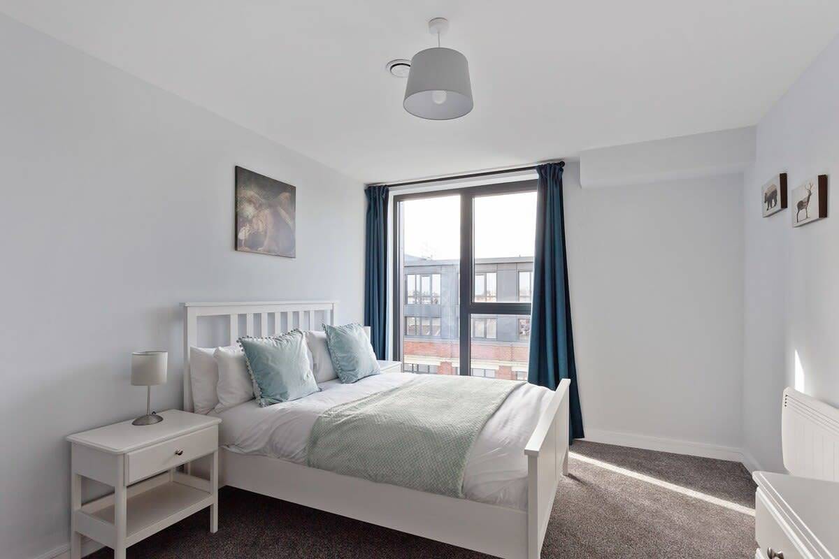 Ganze Wohnung, Spacious 1 Bed Apartment in Central Birmingham in Birmingham, Birmingham und Umgebung