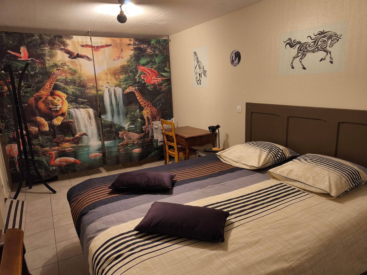 Gästezimmer „La Ferme Des Bigornes - Panda“ mit gemeinsamer Terrasse, Garten und Wlan in Châtillon-sur-Indre, Châteauroux und Umgebung