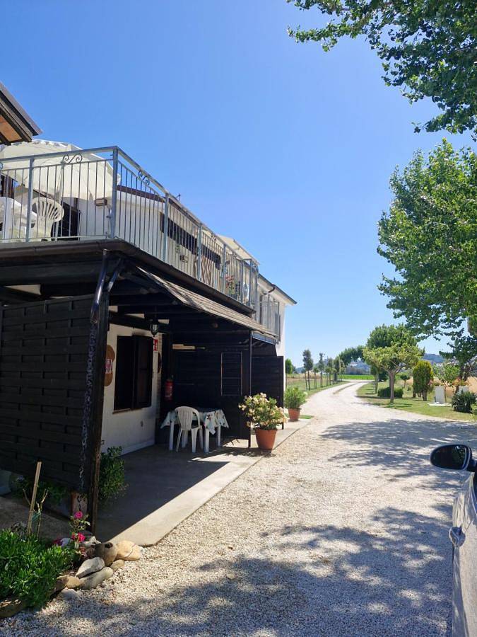 Maison d’hôte pour 2 personnes, avec jardin ainsi que vue et piscine dans Marche - 2