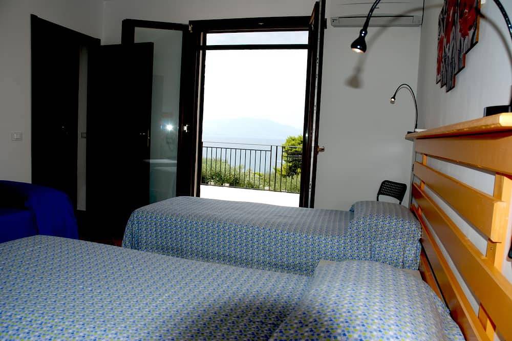 Villa auf den Golf von Castellammare mit Blick auf: Ideal für den Sommer. Ruhe, Meer, Kunst, Archäologie ... Gastronomie. in Citta del Mare, Palermo Provinz