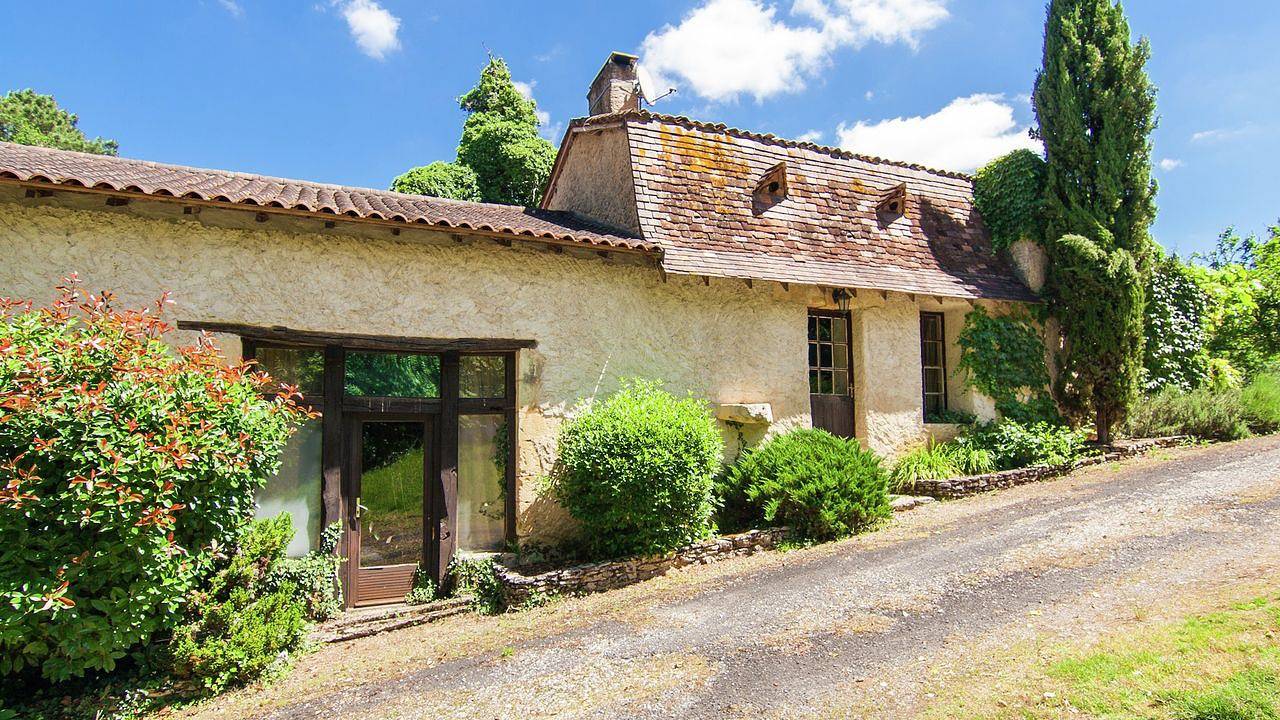 Appartement de vacances entier, Appartement de vacances pour 16 personnes avec jacuzzi in Bourgnac, Périgord Blanc