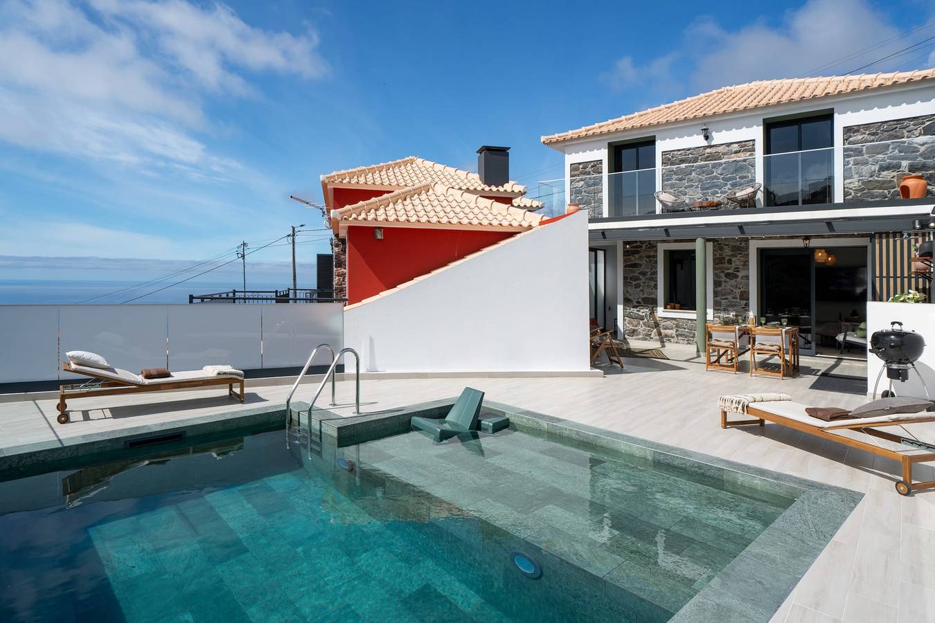 Ferienhaus für 4 Personen mit Terrasse in Arco da Calheta, Madeira
