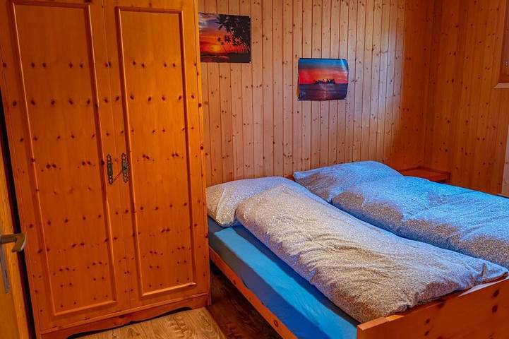 Ganze Wohnung, Chalet Valeria 4-Bettwohnung, Parterre, 2 Schlafräume Valeria Eg in Rosswald, Brig
