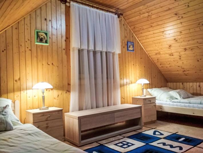 Schönes Holzhaus in Balatonfokajár in Balatonfőkajár, Plattensee nordufer