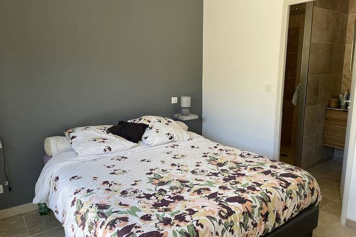 Location de vacances pour 7 personnes, avec jardin à Pertuis - 3