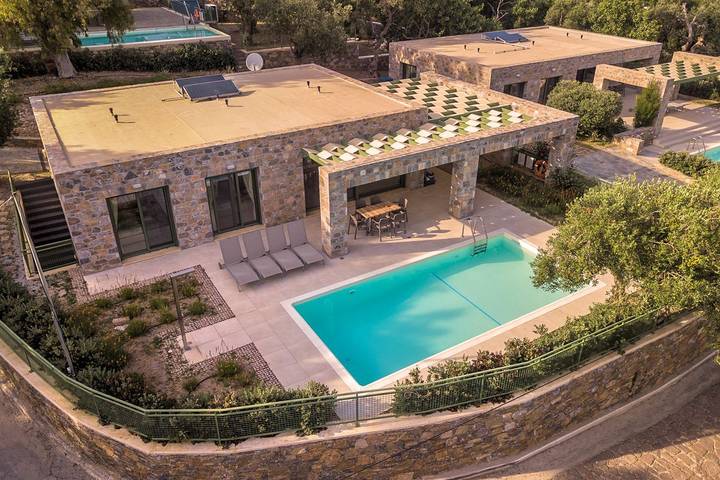 Ferienhaus für 6 Personen, mit Terrasse und Garten sowie Pool auf Lesbos