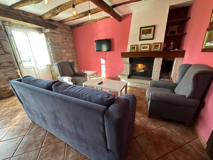 Location de vacances pour 7 personnes, avec jardin et vue, animaux acceptés à Sarria (Lugo) - 2