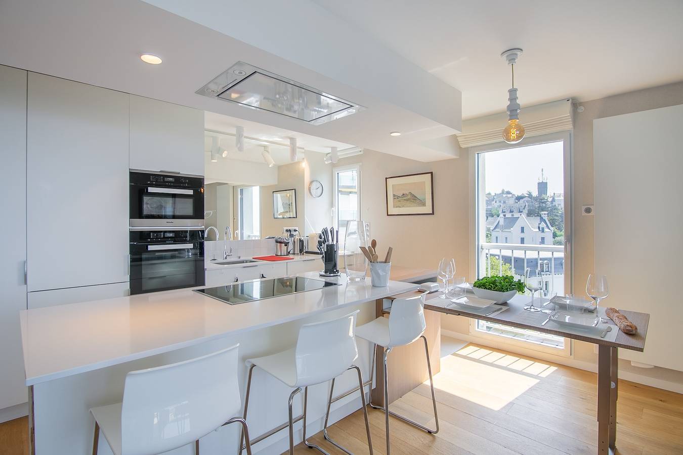 Entire apartment, L'Observatoire - Magnifique appartement avec balcon vue mer in Pléneuf-Val-André, Côte d’Émeraude