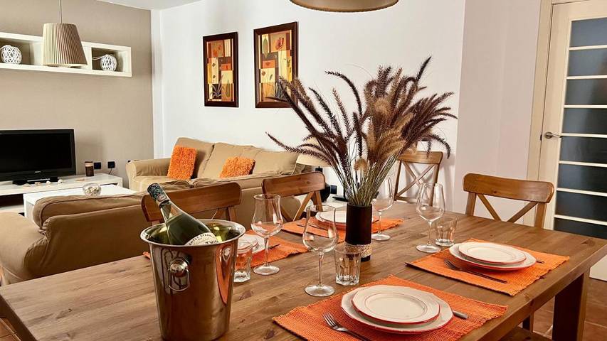 Apartamento para 6 personas, con Balcón además de Terraza y Vistas en La Isleta del Moro
