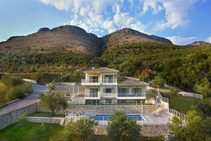 Ferienwohnung für 6 Personen, mit Pool und Garten - 1