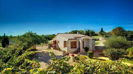 Ferienhaus für 4 Personen, mit Garten und Terrasse in Istrien