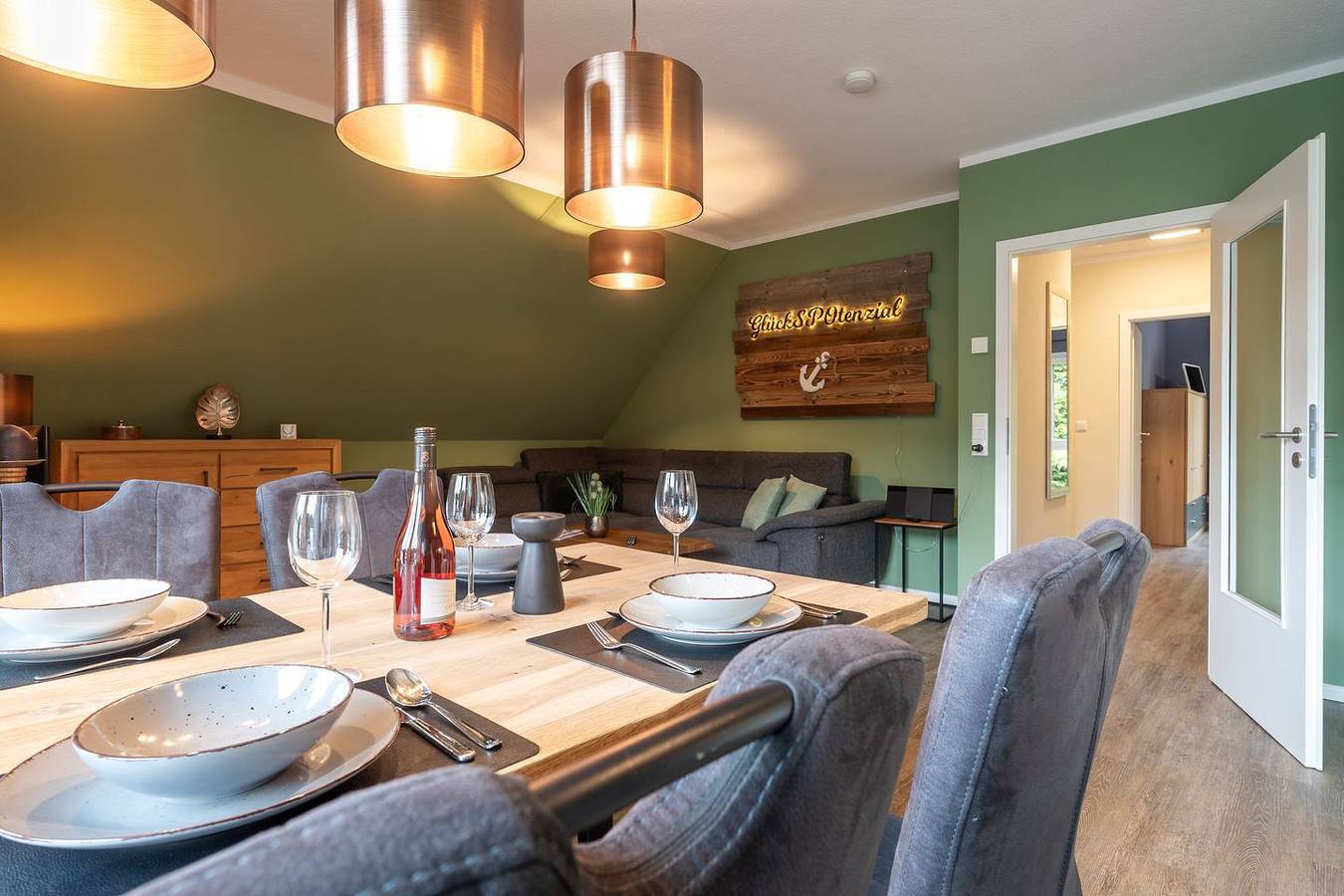 Ganze Wohnung, Glückspotenzial - Wunderschönes Appartement mit Balkon und toller Ausstattung in St. Peter-Bad, St. Peter-Ording