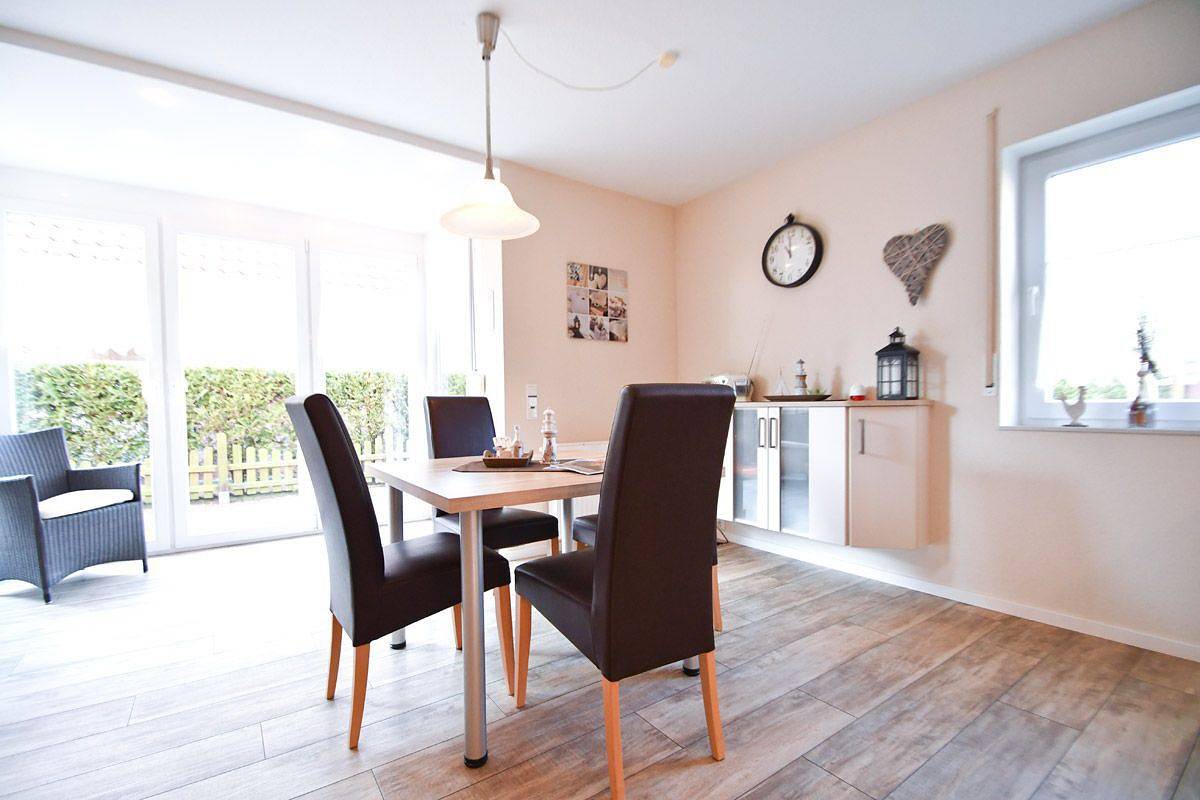 Entire apartment, Vacation apartment for 2 people with terrace in Norddeich, Norden and Surroundings