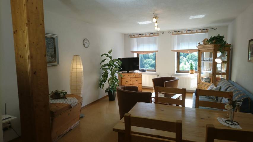 Ferienwohnung für 4 Personen, mit Terrasse und Garten in Oberwiesenthal - 2