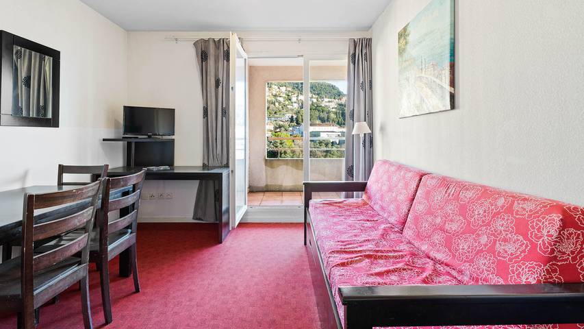 Gîte pour 4 personnes, avec balcon et piscine à Grasse - 3