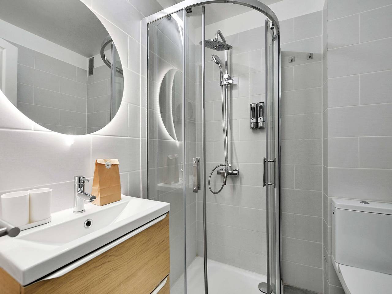 Apartamento entero, Modern "Green Suites" residence - Meudon/Vélizy in Meudon, Altos del Sena