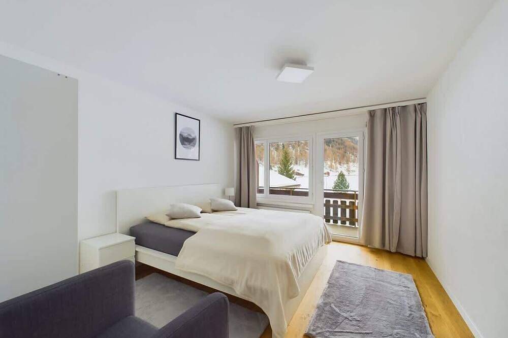 Ganze Wohnung, Familienwohnung mit atemberaubendem Bergblick in Täsch, Walliser Alpen