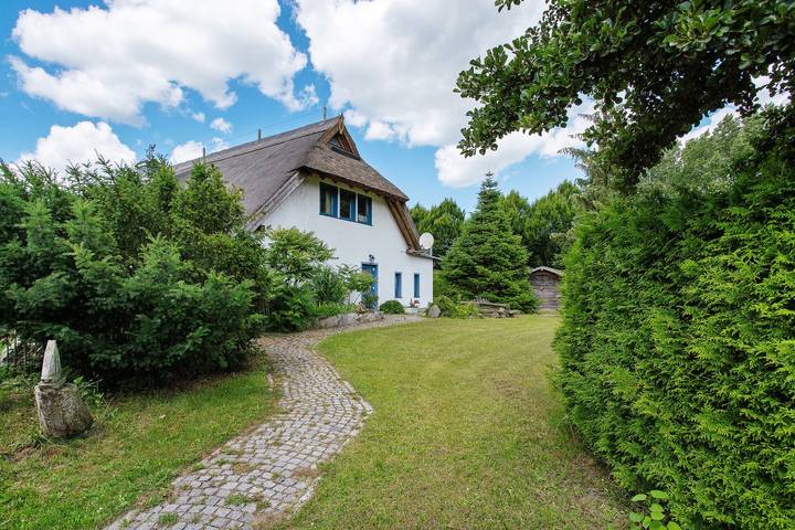 Ganze Wohnung, Ferienwohnung 'Landhaus Peenemünde - Garten' mit Privatem Garten und Wlan in Peenemünde, Usedomer Norden