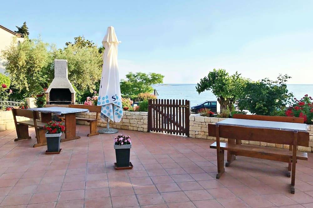 Ganze Wohnung, Zimmer für zwei Personen mit eigenem Bad, zwei Schritte vom Meer entfernt in Zambratija, Umag und Umgebung