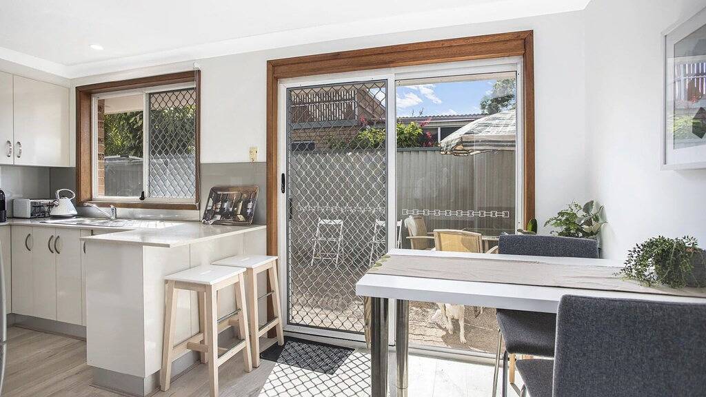 Shore Fun @ Ettalong Beach in Ettalong Beach, New South Wales