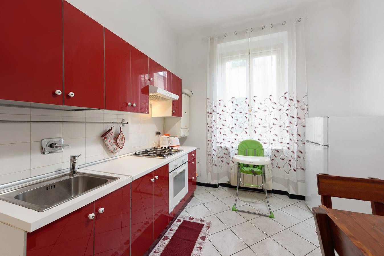 Hel lejlighed, Apartment 'Lucia Genova Aeroporto' with Balcony, Wi-Fi and Air Conditioning in Medio Ponente (Genova), Genova