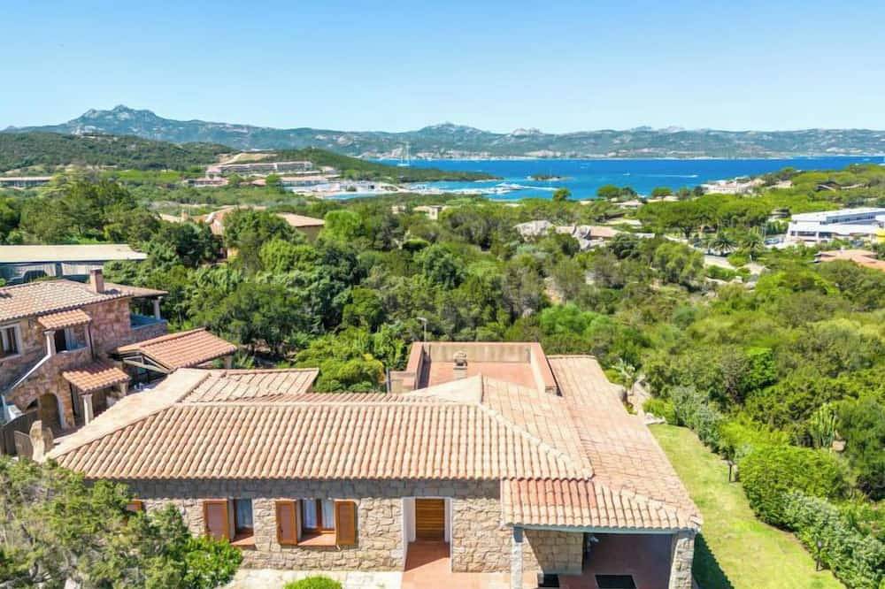 Casa di vacanze Mannu by Interhome in Baja Sardinia, Arzachena