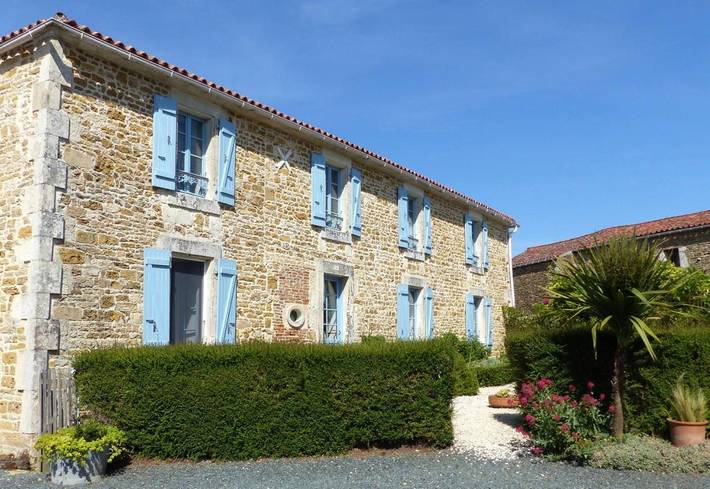Chambre d’hôte pour 3 personnes, avec Terrasse à Saint-Cyr-des-Gâts