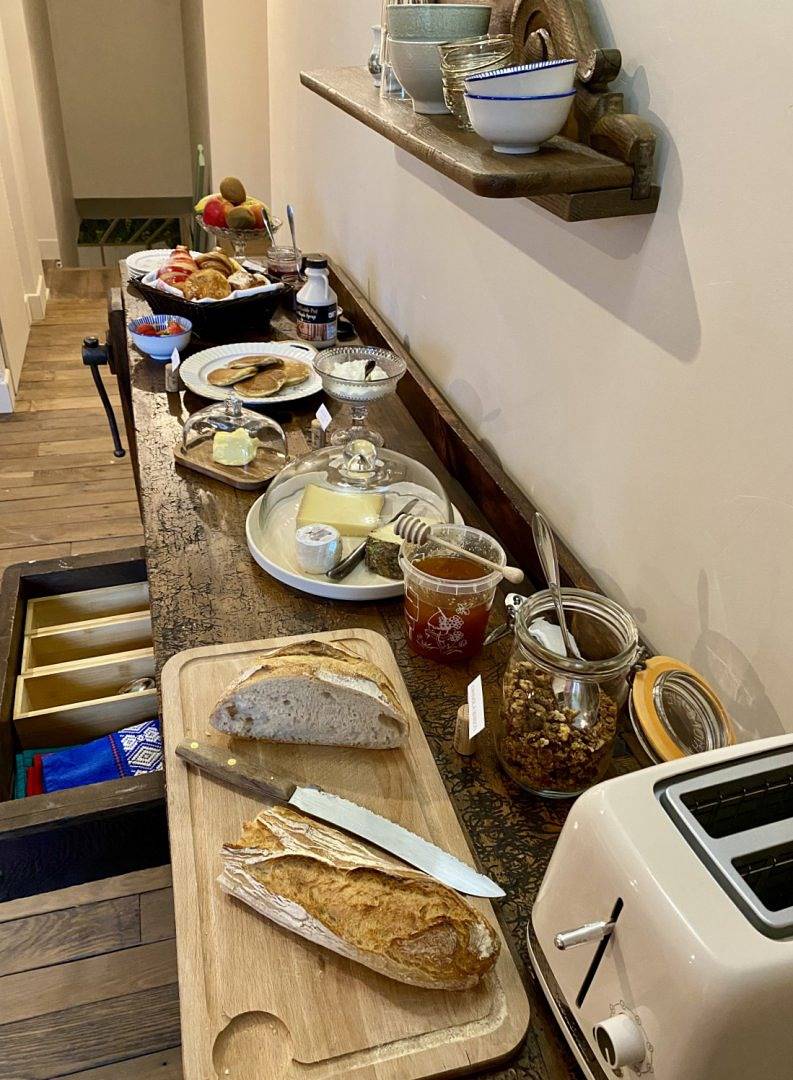 Maison d'hôtes et Spa La Comtoiserie, Portes du Jura - Chambre Gentiane in Nancray, Jura Francais