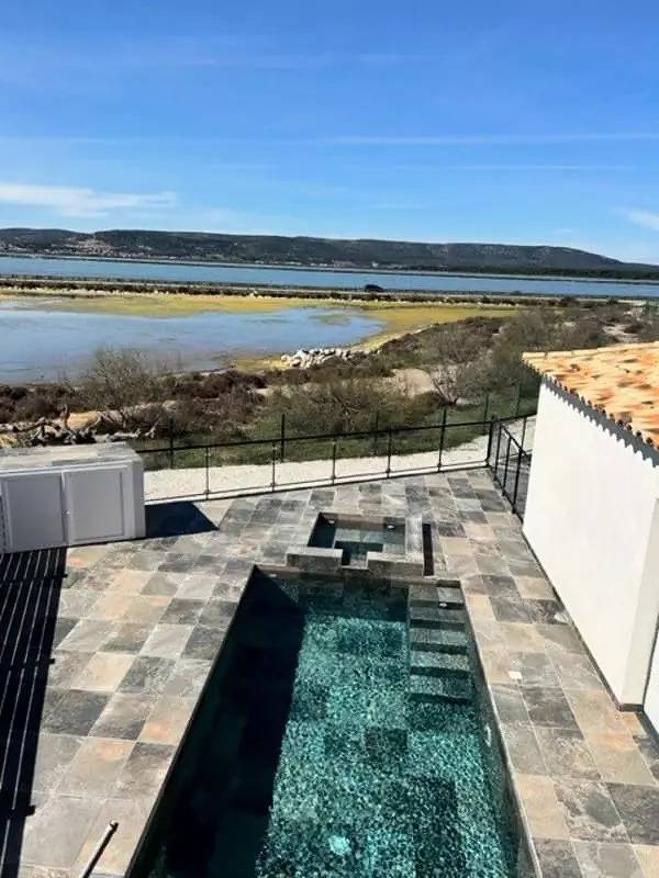 Villa pour 8 personnes, avec terrasse et piscine à Frontignan