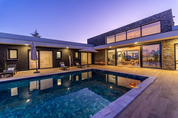 Casa de férias para 10 pessoas, com jardim, com animais de estimação em Fernão Ferro