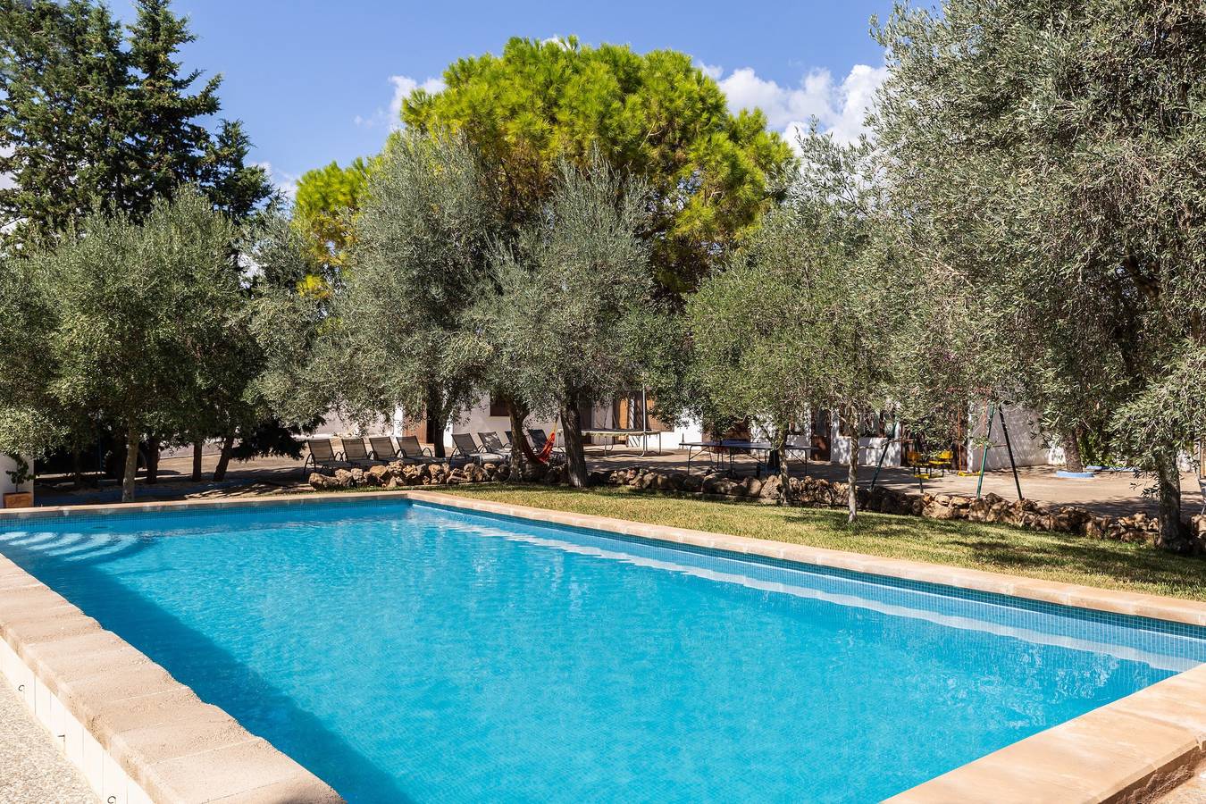 Casa de vacaciones Finca Can Lluc con piscina y Wi-Fi; ideal para ciclistas in Alaró, Interior de Mallorca