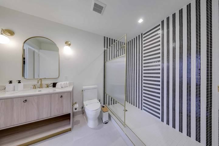 Ganze Wohnung, Ferienwohnung für 4 Personen mit Pool in Miami, Florida