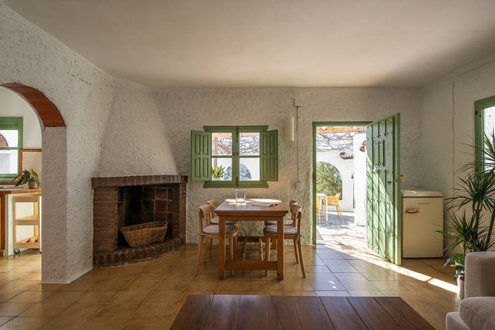 Casa rural para 5 personas, con Balcón/Terraza además de Jardín y Piscina en Motril - 2
