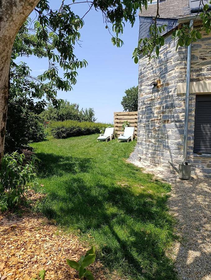 Location de vacances pour 4 personnes, avec jardin et terrasse à Sixt-sur-Aff - 2