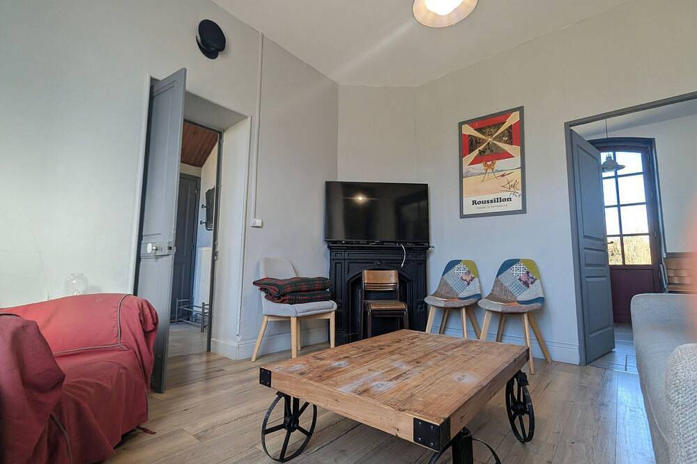 Ehemaliger Bahnhof: Charme & Komfort für 13 Personen mit Pool, Terrasse und kinderfreundlichem Garten in Mers-sur-Indre, La Châtre und Umgebung