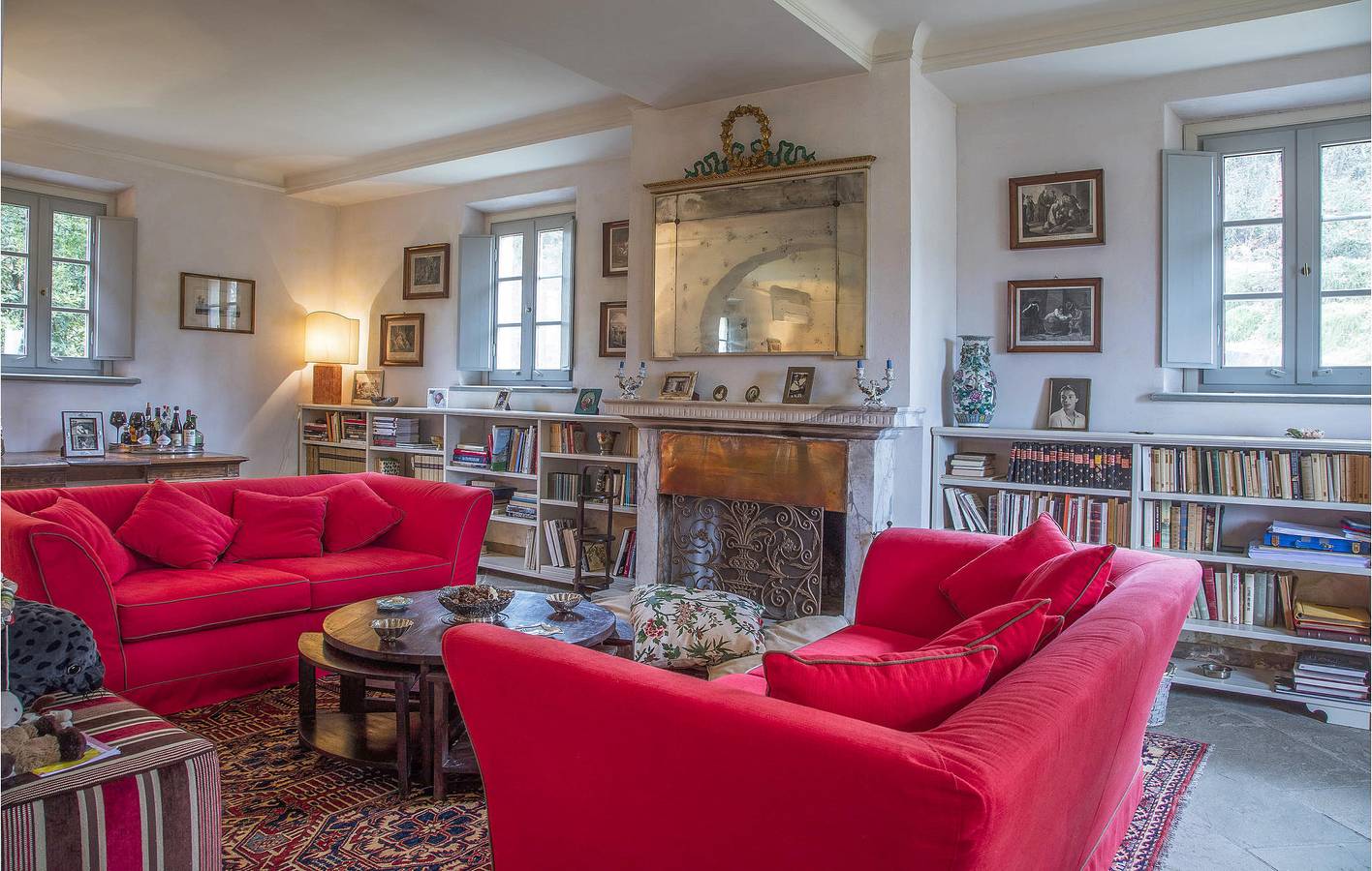 Poolside Garden Apartment mit Parkplatz in Peccioli, Pisa Provinz