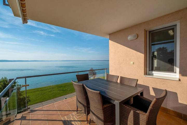 Ferienwohnung für 6 Personen, mit Ausblick und Seeblick sowie Garten in Siofok - 2