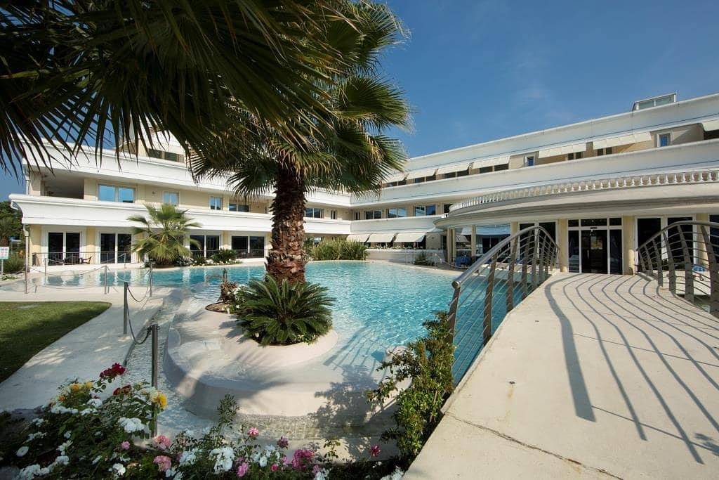 Ganze Wohnung, Ferienwohnung für 4 Personen mit Garten in Rivoltella del Garda, Desenzano del Garda