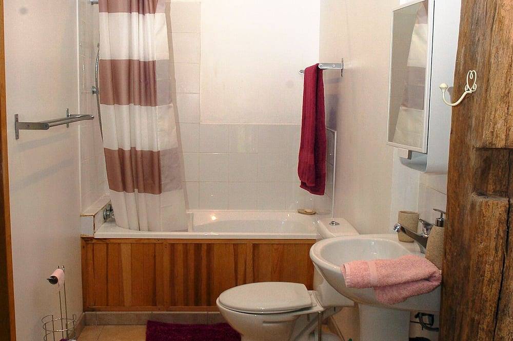 2 chambres 2 salles de bains Quercy traditionnelle grange en pierre in Montaigu-de-Quercy, Quercy