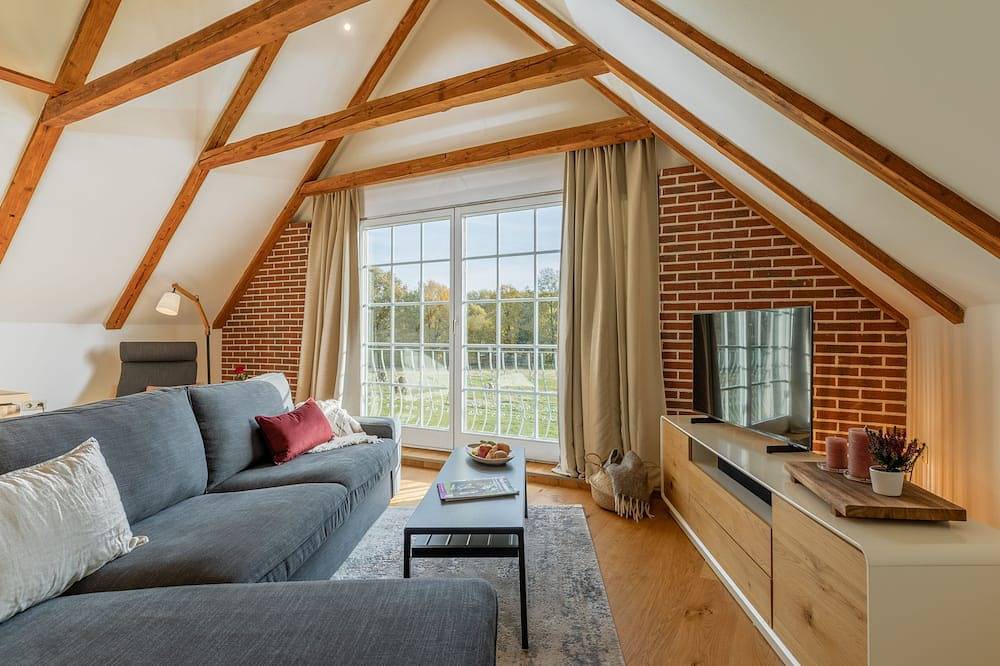 Ganze Wohnung, Neue Ferienwohnung auf einem Heidehof in Bleckmar in Bergen (Niedersachsen), Landkreis Celle