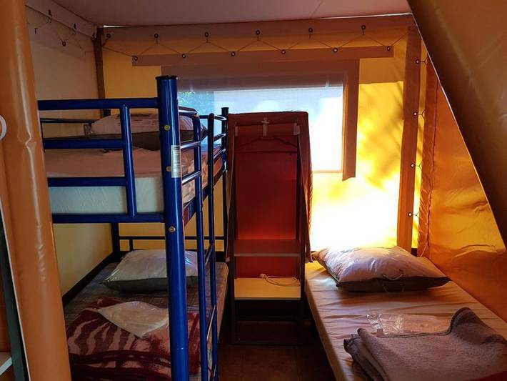 Camping Le Graniers - Zelt 5 personen - Cyrus in Monoblet, Cevennen