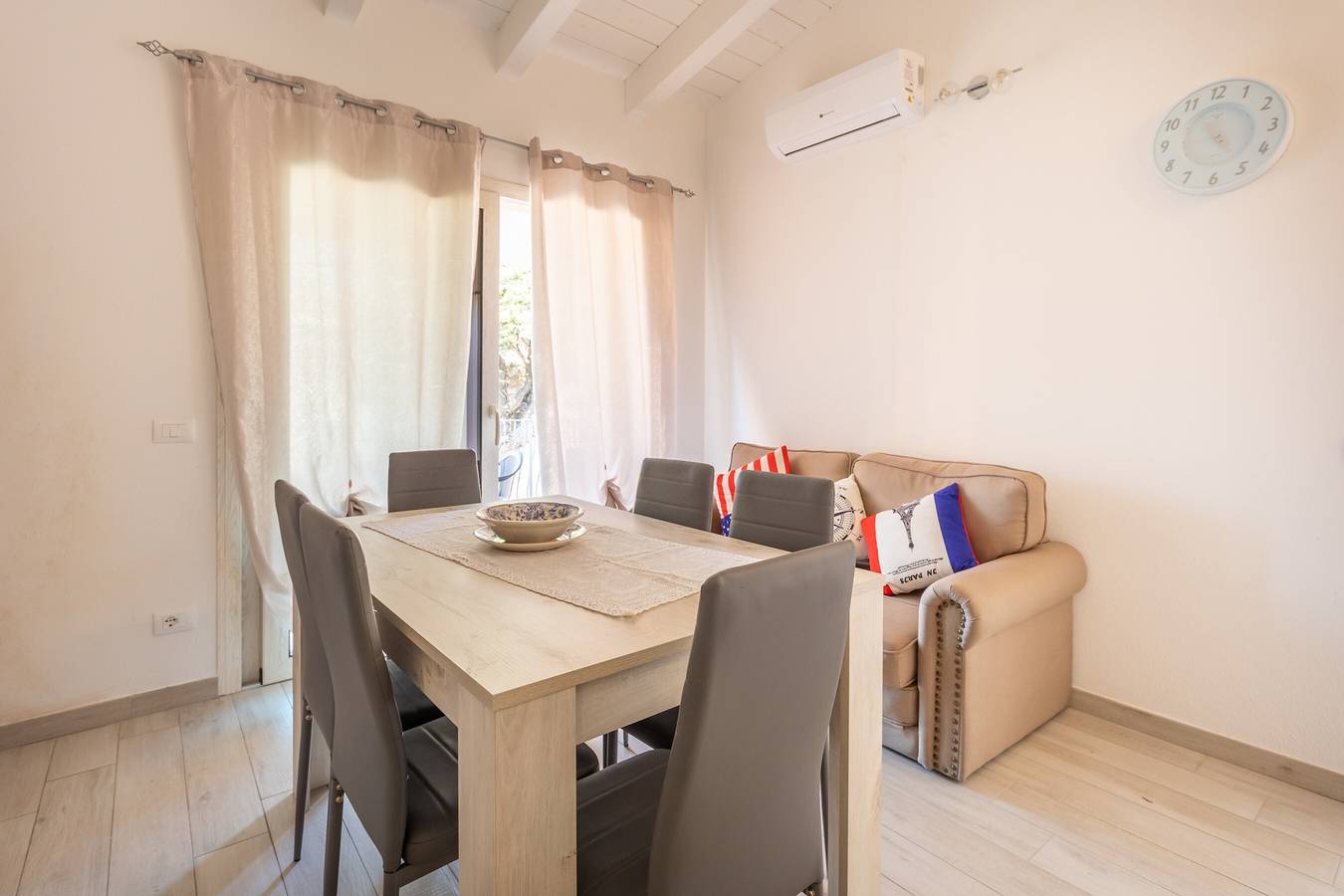 Ganze Wohnung, Ferienwohnung 'Casa Macis Vista Mare' mit Meerblick, privater Terrasse und Klimaanlage in Trinità d'Agultu e Vignola und Umgebung, Olbia-Tempio
