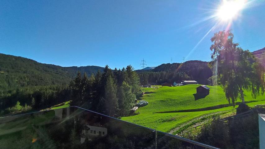Ferienwohnung für 4 Personen, mit Garten und Ausblick, kinderfreundlich in Fließ