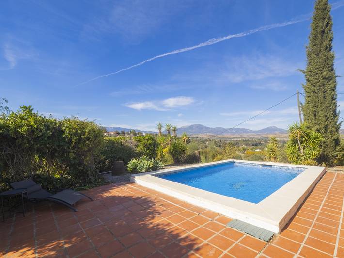 Casa rural para 4 personas, con terraza y jardín en Valle del Guadalorce - 4