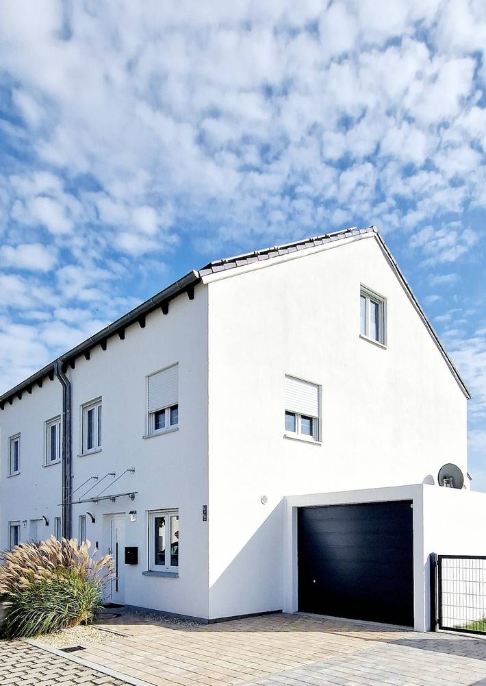 Ferienhaus 'Haus Viva La Vida' mit privater Terrasse, Garten und Wlan in Pilsting, Ostbayern
