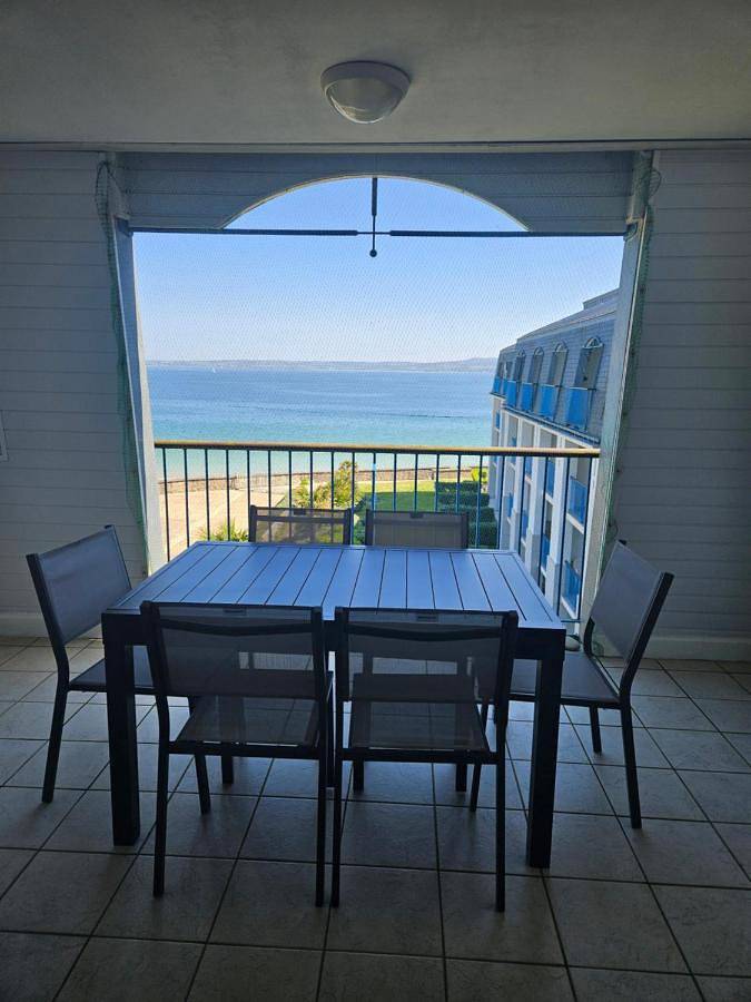 Gîte pour 9 personnes, avec piscine ainsi que balcon et vue dans Plage des Sables Blancs (Douarnenez) - 2
